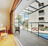Rolling Surf Resort - Coogee Beach Accommodation