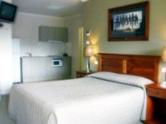 Saltbush Motor Inn - Coogee Beach Accommodation 0