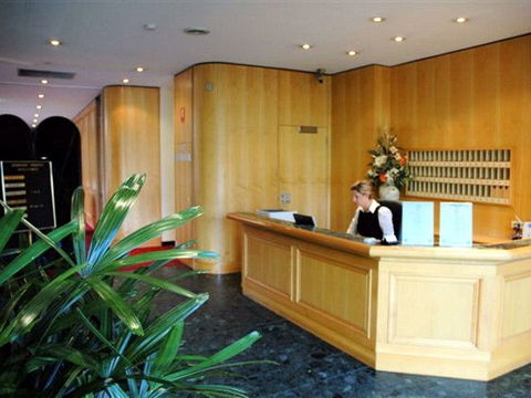 Sandown Regency & Serviced Apartments - Coogee Beach Accommodation 1