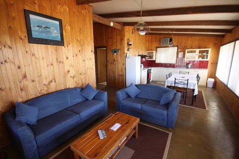 Seaview Cottage Ceduna - Coogee Beach Accommodation 1