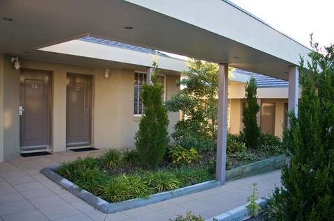 Shangri-La Gardens - Coogee Beach Accommodation 3