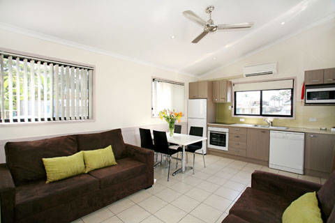Shoal Bay Holiday Park - Coogee Beach Accommodation 0