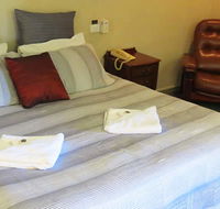 Sisleys Motel - Coogee Beach Accommodation
