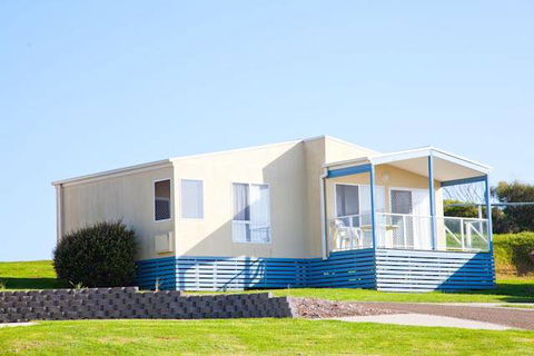 Surfbeach Holiday Park - Narooma - Coogee Beach Accommodation 2