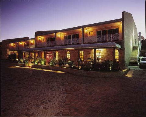 Hermitage Campbelltown - Coogee Beach Accommodation 1