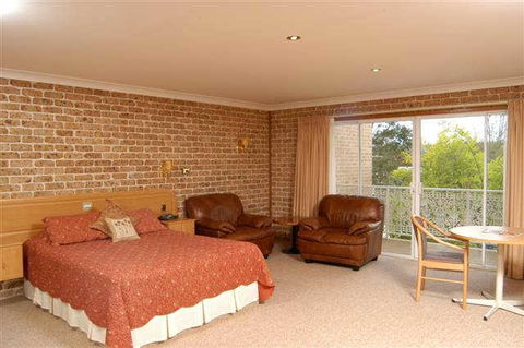 Hermitage Campbelltown - Coogee Beach Accommodation 3