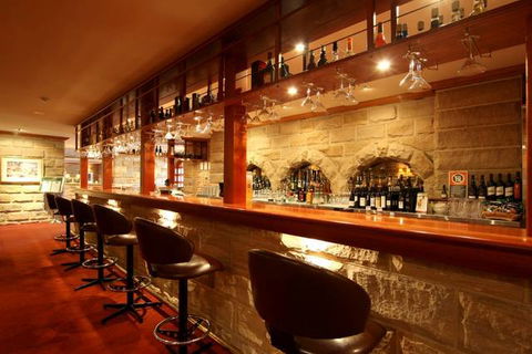 Hermitage Campbelltown - Coogee Beach Accommodation 8