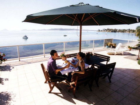 The Mitchells Waterfront Bed & Breakfast - Coogee Beach Accommodation 2