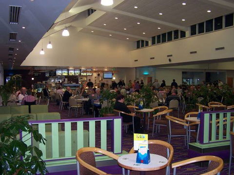 Thurgoona Country Club Resort - Coogee Beach Accommodation 3