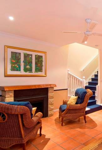 Tinaroo Lake Resort - Holiday Apartments - Coogee Beach Accommodation 6