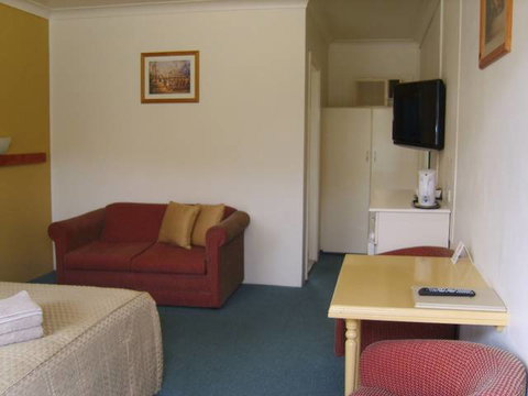 Valley View Motel - Coogee Beach Accommodation 1