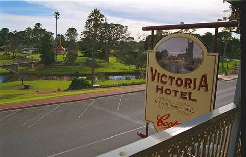 Victoria Hotel - Coogee Beach Accommodation 0