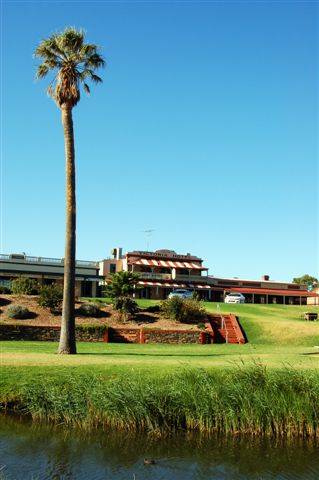 Victoria Hotel - Coogee Beach Accommodation 3