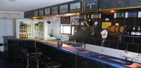 Woomera Traveller's Village & Caravan Park - Coogee Beach Accommodation 1