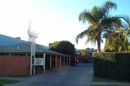 Yambil Inn Motel - Coogee Beach Accommodation 0