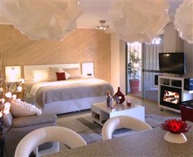 Mumbles - Coogee Beach Accommodation 0