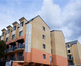 Regal Apartments - Coogee Beach Accommodation 2