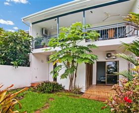 Beach View Holiday Villa - Coogee Beach Accommodation 1