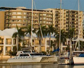 Cullen Bay Resorts - Coogee Beach Accommodation 1