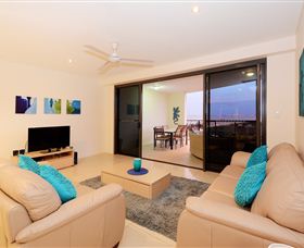 Darwin City Harbour Views - Coogee Beach Accommodation 3