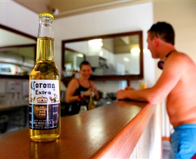 Youth Shack - Coogee Beach Accommodation 2