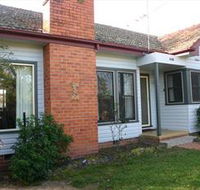 Banksia Cottage - Coogee Beach Accommodation