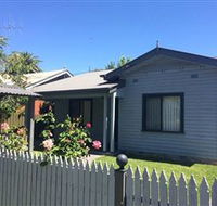 Bluebells Cottage - Coogee Beach Accommodation