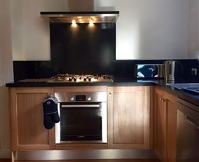 Lemon Peel House - Coogee Beach Accommodation 5