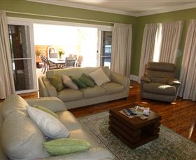Luxury On Wyse - Coogee Beach Accommodation 3