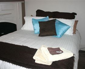 Primrose Cottage - Coogee Beach Accommodation 1