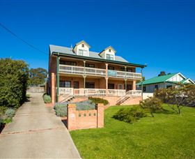 The Beach Retreat Eden - Coogee Beach Accommodation 4