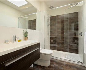 Apartments @ Kew Q105 - Park Avenue Accommodation Group - Coogee Beach Accommodation 1