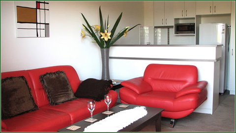 Churchill Apartments - Coogee Beach Accommodation 1