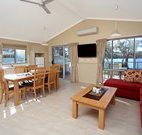 Lake Conjola Entrance Holiday Park - Coogee Beach Accommodation