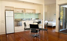 Moby's Beachside Retreat - Coogee Beach Accommodation 1