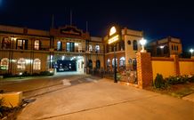 Albury Paddlesteamer Motel - Albury - Coogee Beach Accommodation 0