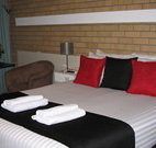 Golden Harvest Motor Inn - Moree - Coogee Beach Accommodation