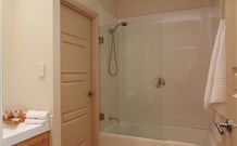 H Boutique Hotel - Pokolbin - Coogee Beach Accommodation 6