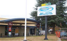Lake Jindabyne Hotel Motel - Jindabyne - Coogee Beach Accommodation 1
