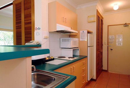 Royal Palm Villas - Coogee Beach Accommodation 2