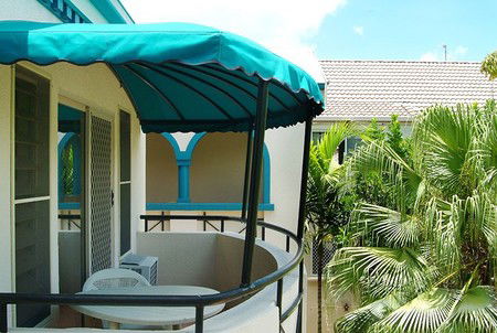 Royal Palm Villas - Coogee Beach Accommodation 3