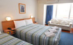Metropolitan Motor Inn - Coogee Beach Accommodation 0