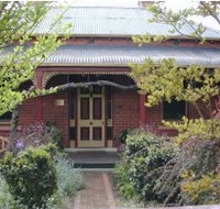 FINCHES OF BEECHWORTH - Coogee Beach Accommodation