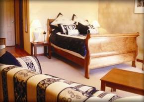 Anambah NSW Coogee Beach Accommodation