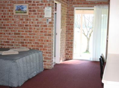 Gloucester Country Lodge - Coogee Beach Accommodation 2