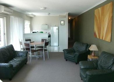 The Palms Apartments - Coogee Beach Accommodation 3