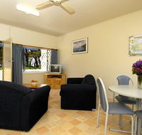 Island Coastal Units - Coogee Beach Accommodation