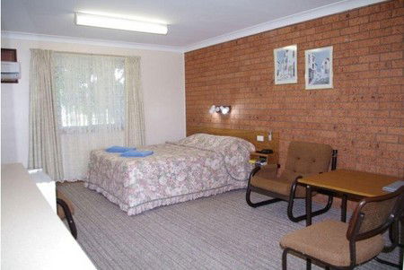 Castlereagh Motor Inn - Coogee Beach Accommodation 4