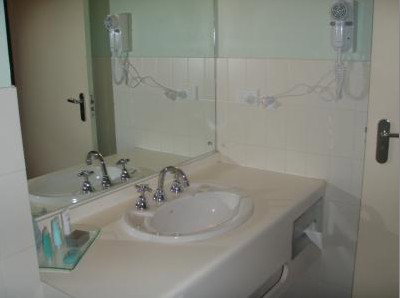 Alpine Gables Motel - Coogee Beach Accommodation 4