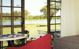 Best Western Lakeside Lodge Motel - Coogee Beach Accommodation 1